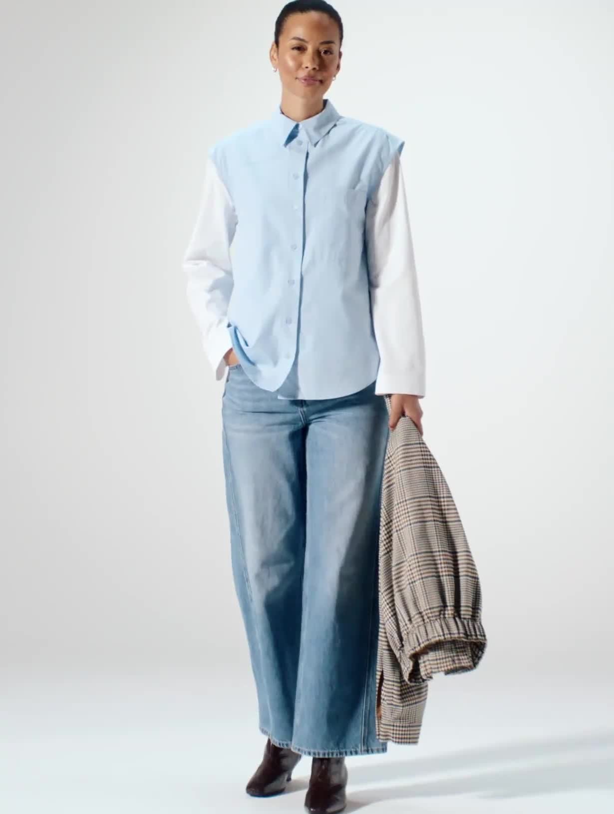 Light Blue Poplin Sleeveless Relaxed Shirt 14 - Video 1 thumbnail